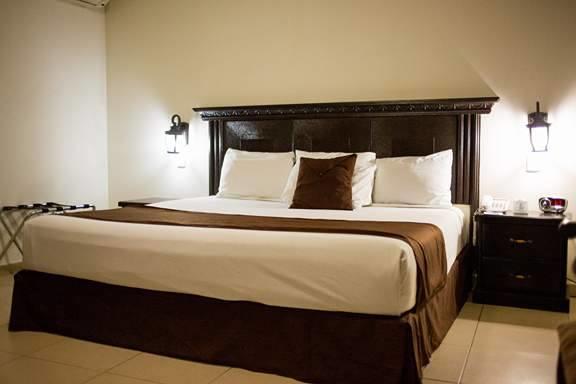 Hotel Go Inn Monclova Bagian luar foto