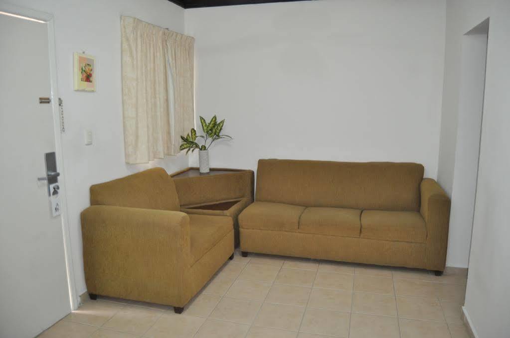 Hotel Go Inn Monclova Bagian luar foto