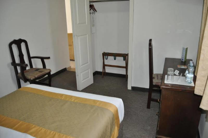 Hotel Go Inn Monclova Bagian luar foto