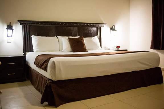 Hotel Go Inn Monclova Bagian luar foto